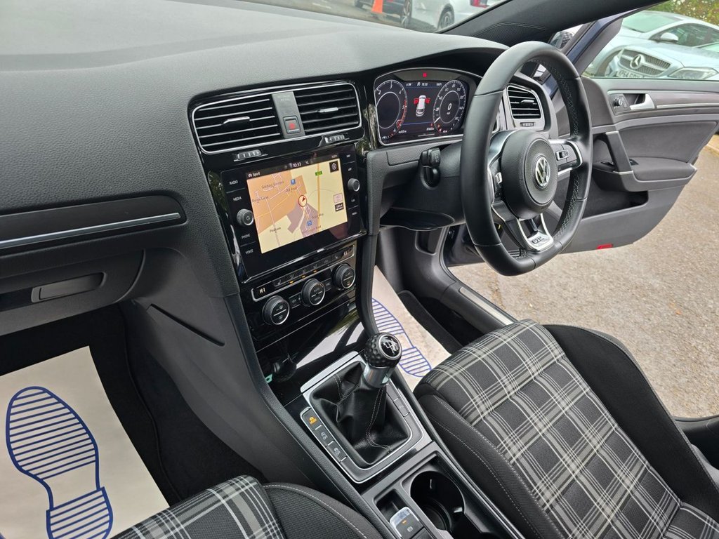 Used Volkswagen Golf 2018 for sale - 76634932: Photo 34