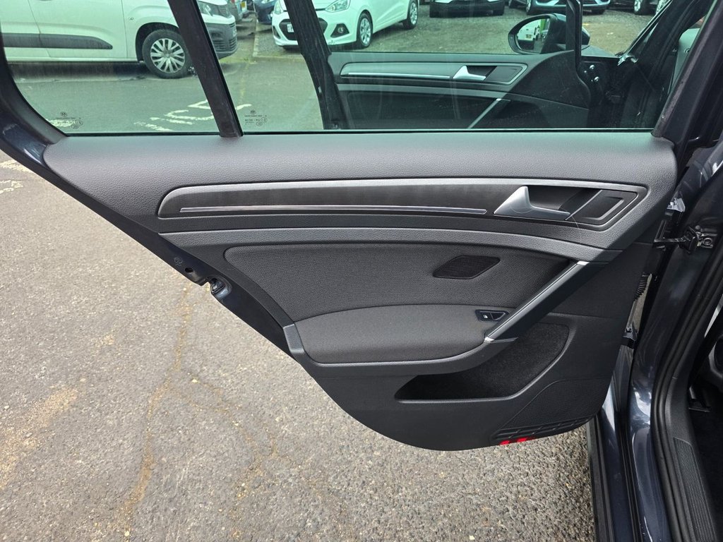 Used Volkswagen Golf 2018 for sale - 76634932: Photo 43