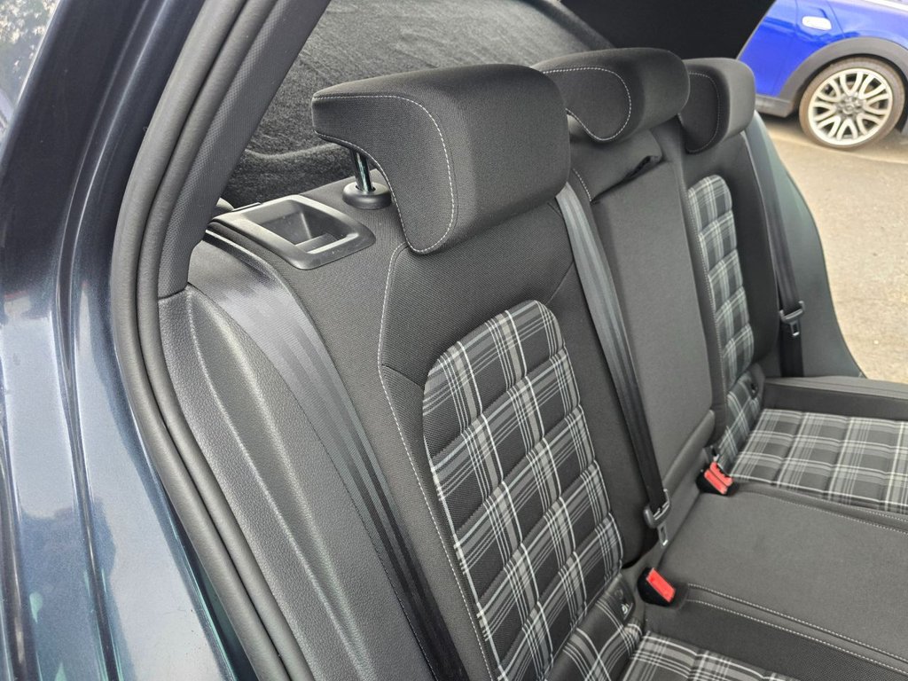 Used Volkswagen Golf 2018 for sale - 76634932: Photo 50