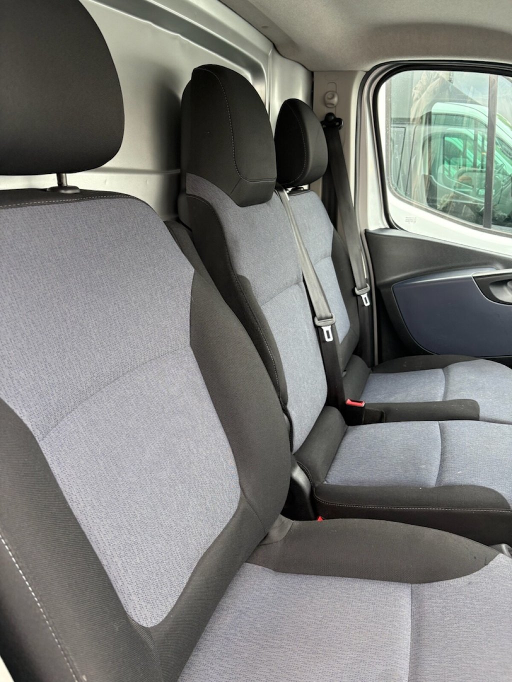 Used Vauxhall Vivaro 2018 for sale - 76634933: Photo 10