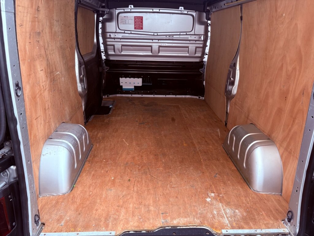 Used Vauxhall Vivaro 2018 for sale - 76634933: Photo 18