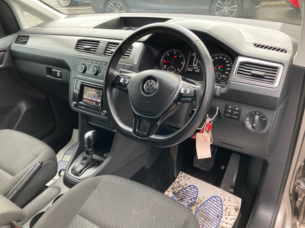 Used Volkswagen Caddy Maxi Life 2018 for sale - 77302305: Photo 17