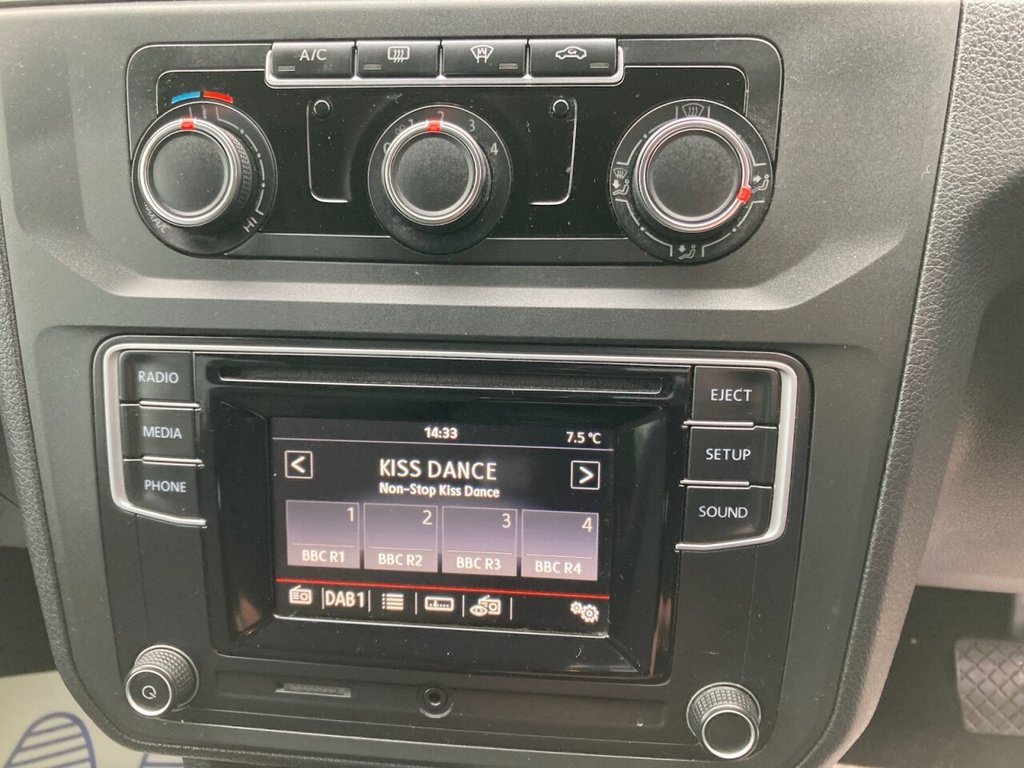 Used Volkswagen Caddy Maxi Life 2018 for sale - 77302305: Photo 21