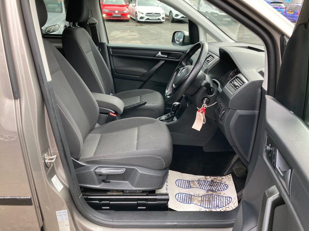 Used Volkswagen Caddy Maxi Life 2018 for sale - 77302305: Photo 26