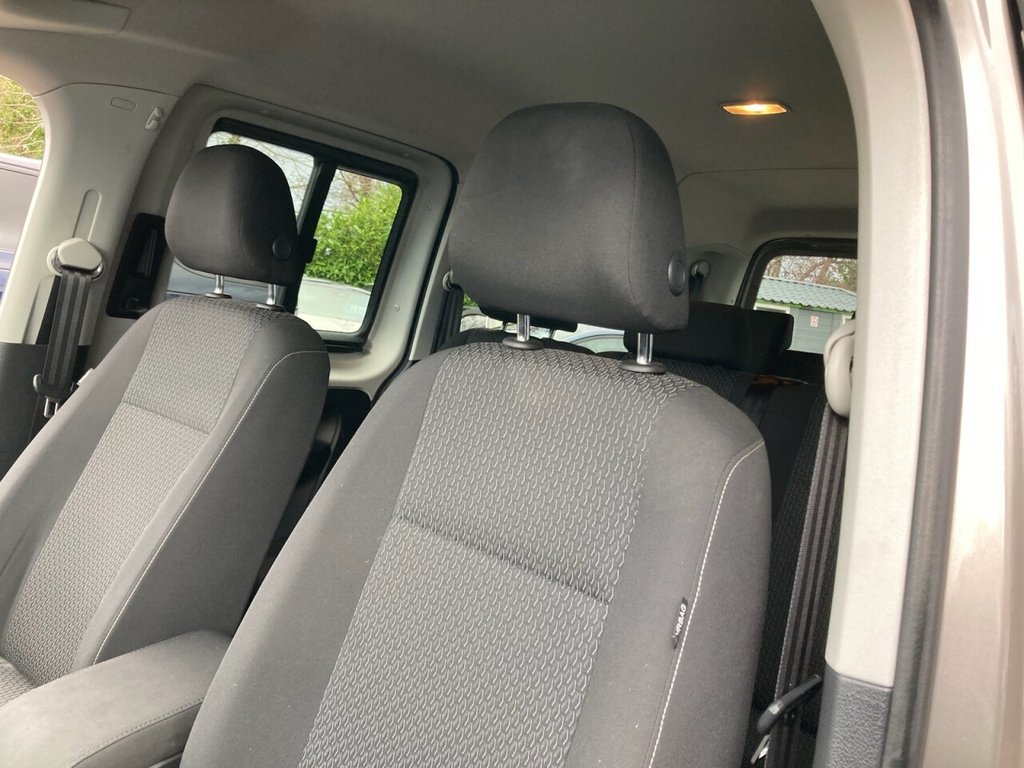 Used Volkswagen Caddy Maxi Life 2018 for sale - 77302305: Photo 31