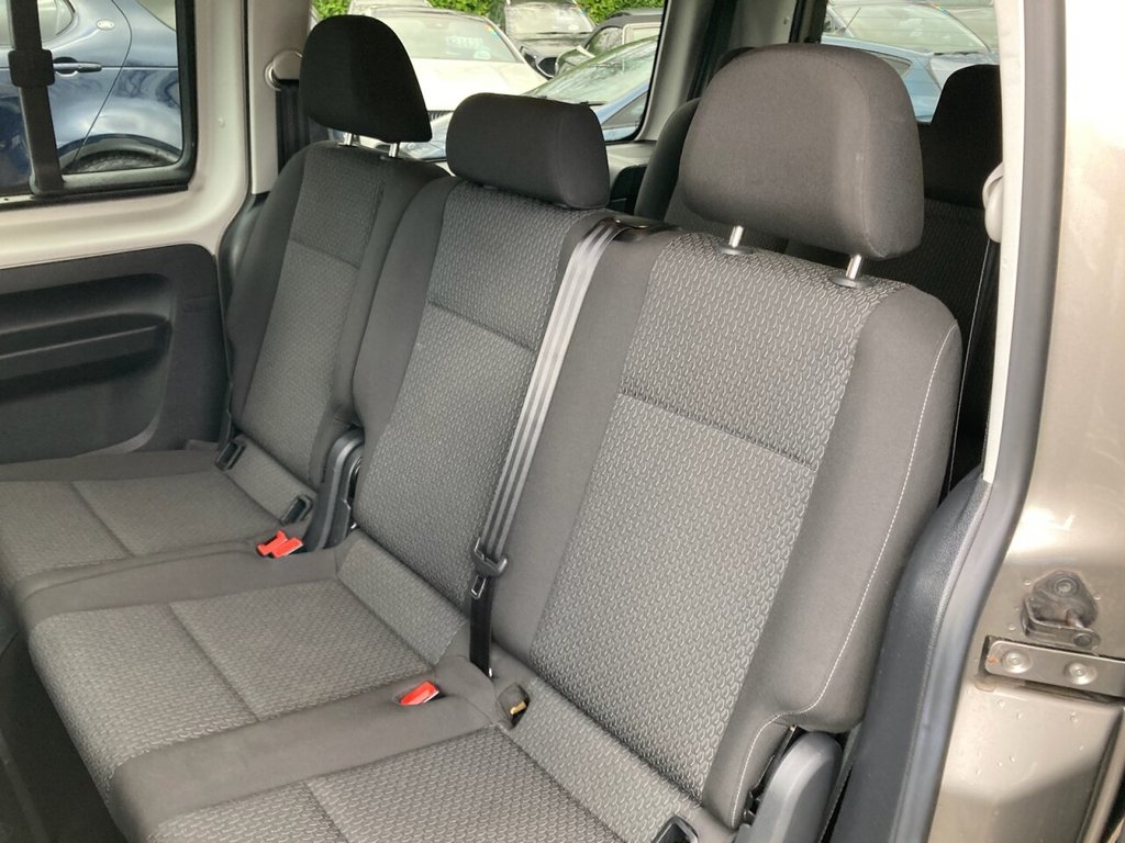 Used Volkswagen Caddy Maxi Life 2018 for sale - 77302305: Photo 36