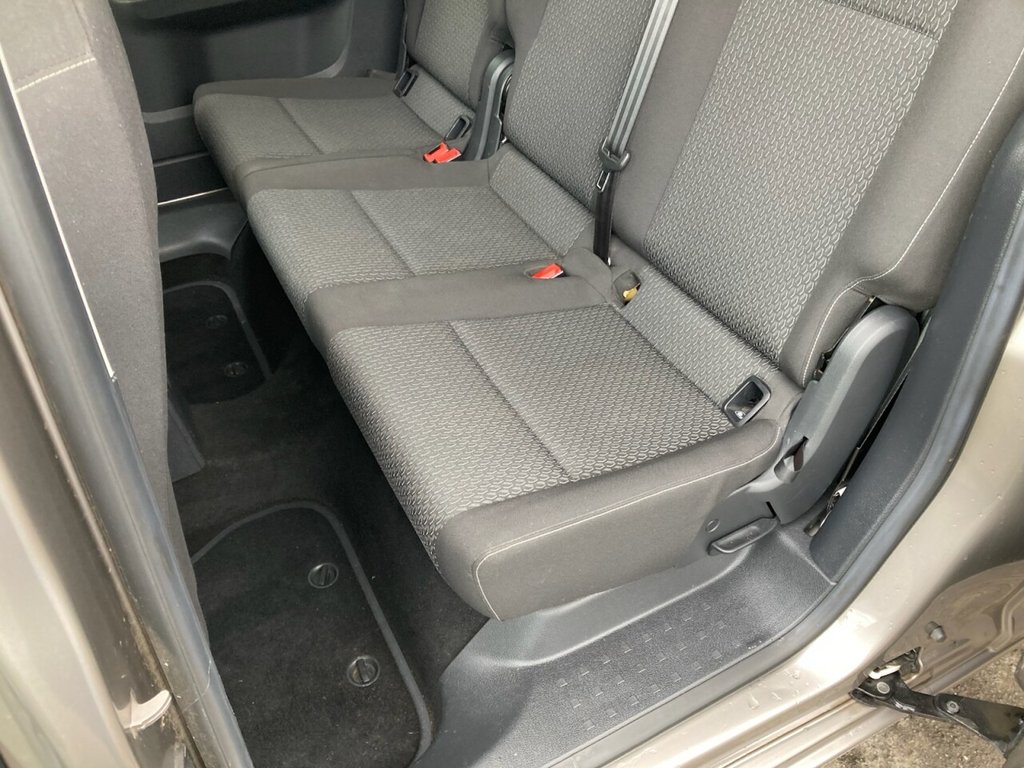 Used Volkswagen Caddy Maxi Life 2018 for sale - 77302305: Photo 37