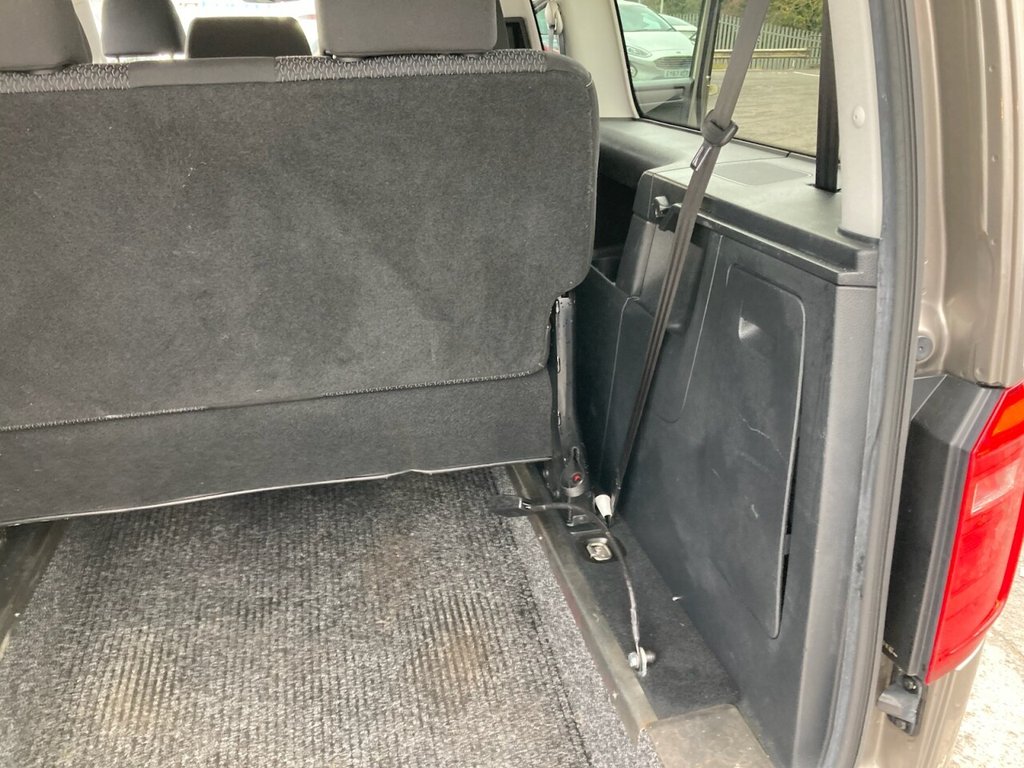 Used Volkswagen Caddy Maxi Life 2018 for sale - 77302305: Photo 48