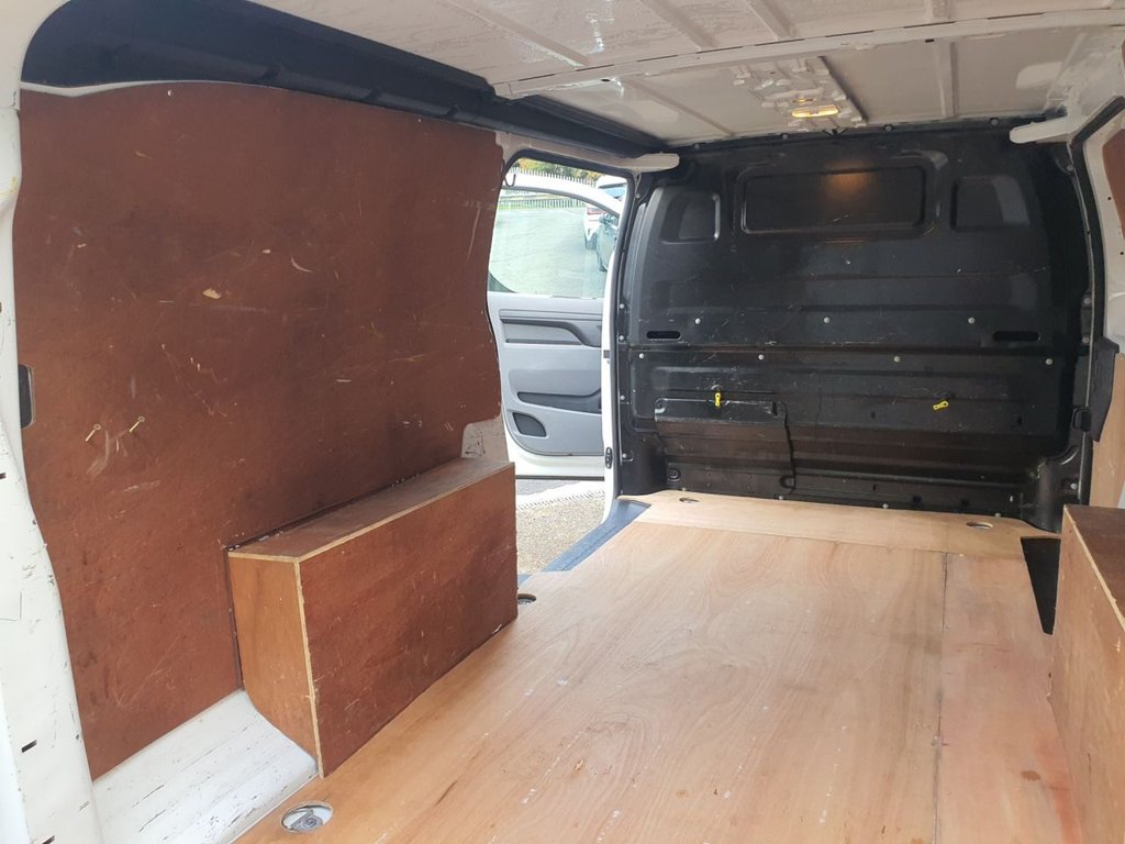 Used Vauxhall Vivaro 2019 for sale - 77383680: Photo 42