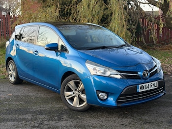 2014 (64) - 1.6 D-4D Trend 5dr