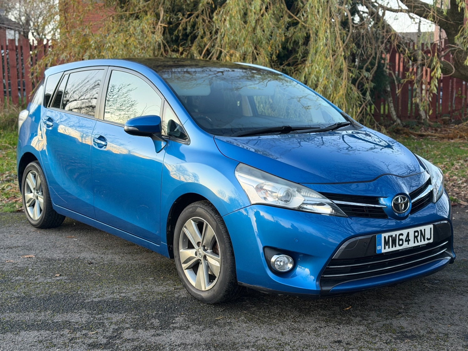 Used Toyota Verso 2014 for sale - 76640678: Photo 2