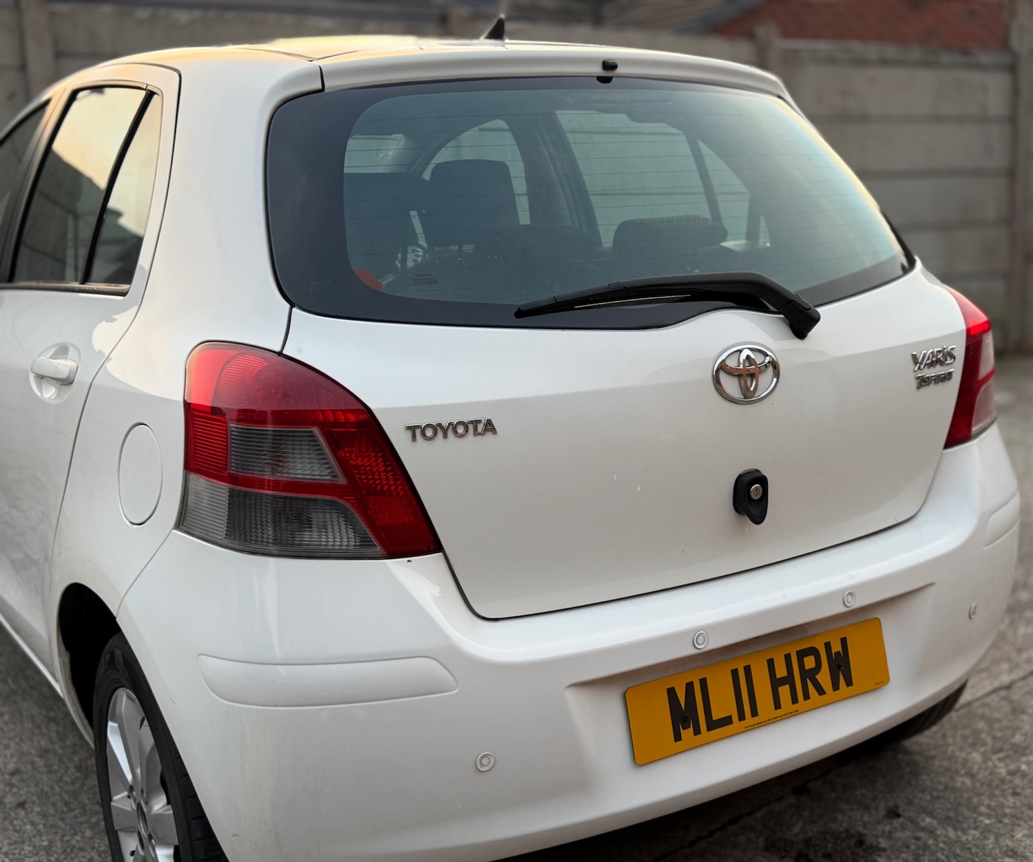 Used Toyota Yaris 2011 for sale - 76567863: Photo 12