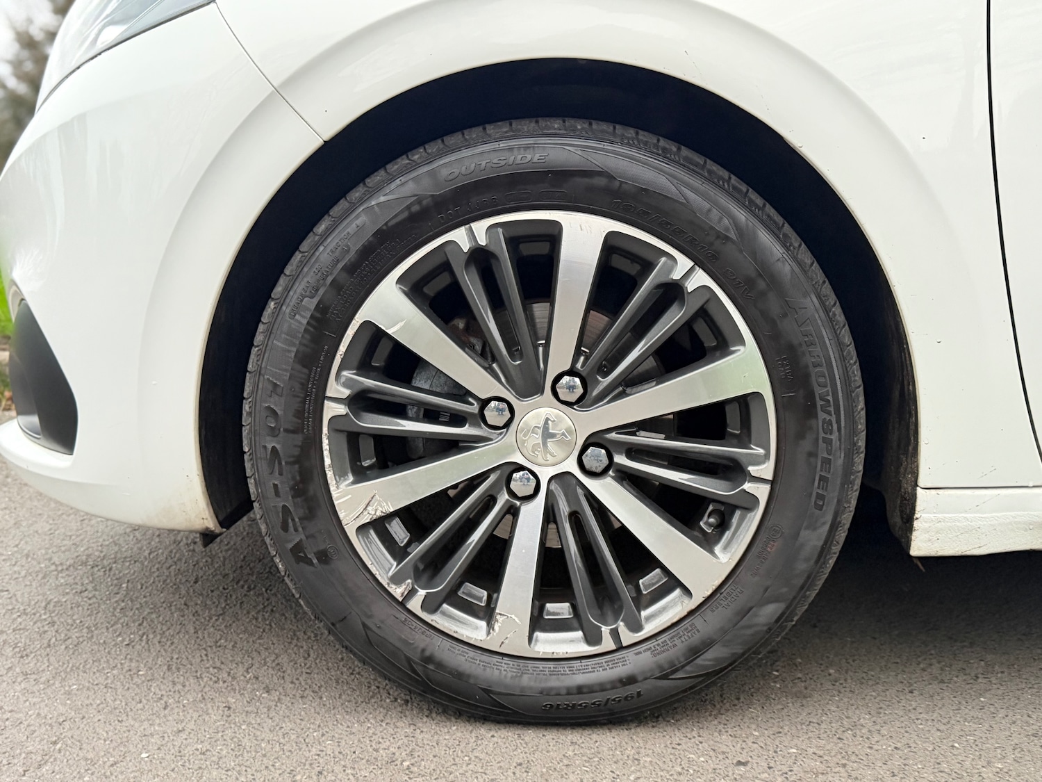 Used Peugeot 208 2016 for sale - 77160825: Photo 17