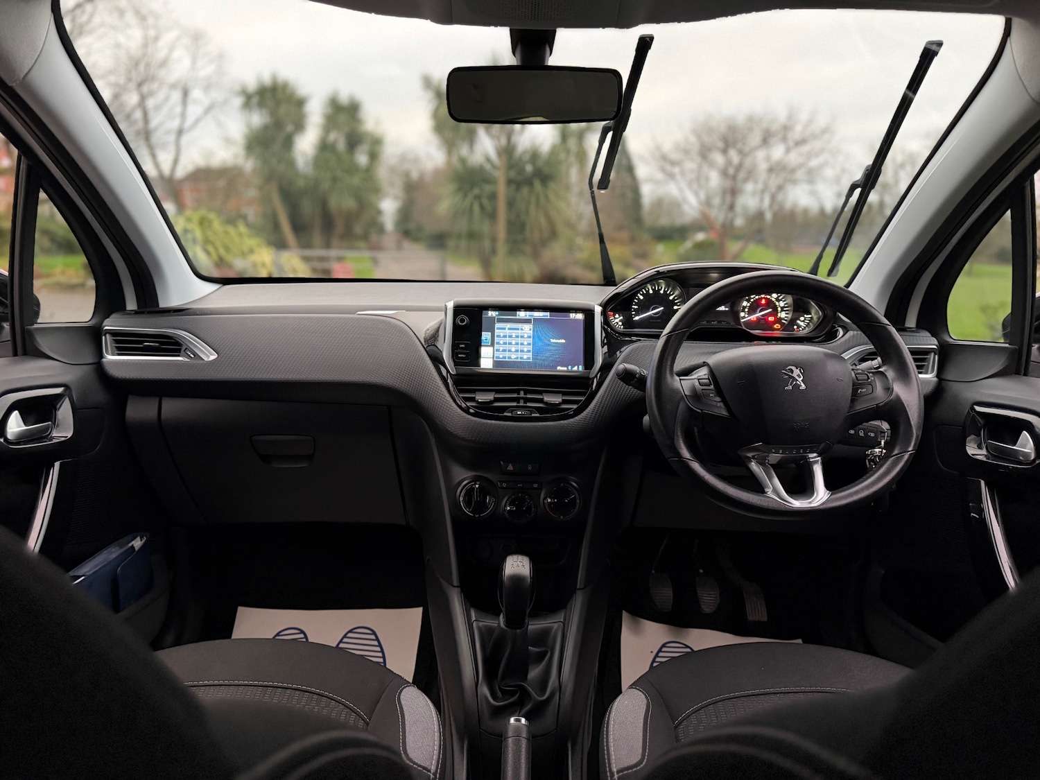 Used Peugeot 208 2016 for sale - 77160825: Photo 26