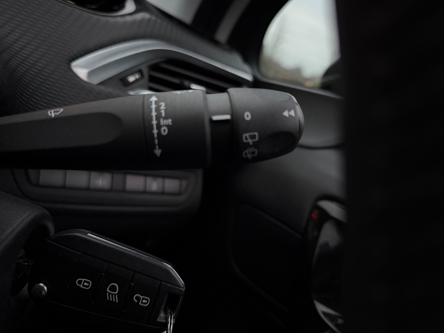 Used Peugeot 208 2016 for sale - 77160825: Photo 29