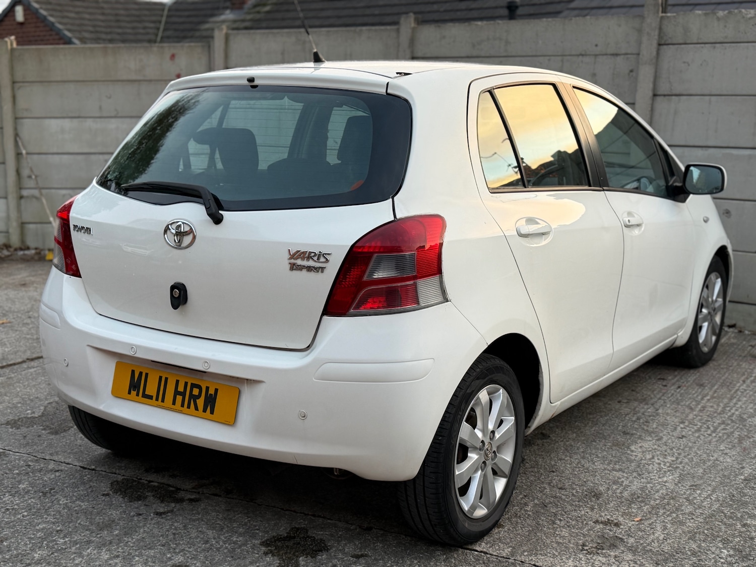 Used Toyota Yaris 2011 for sale - 76497090: Photo 10