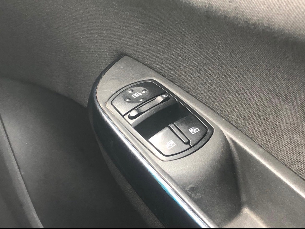 Used Vauxhall Corsa 2016 for sale - 76353721: Photo 26