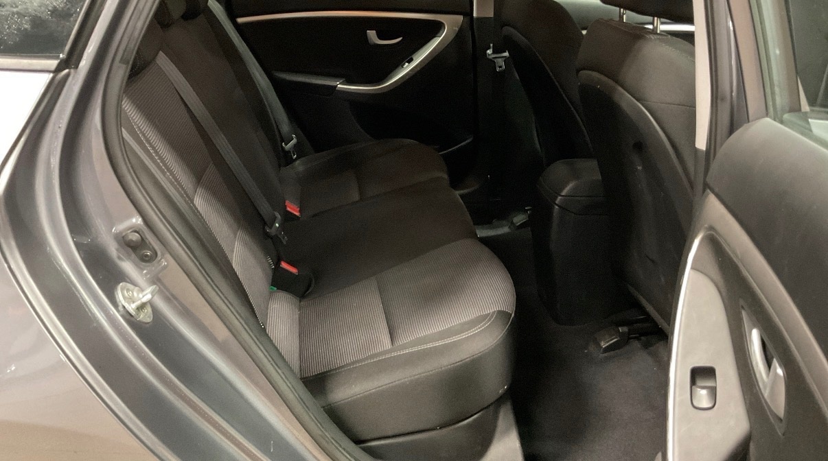 Used Hyundai i30 2014 for sale - 77024347: Photo 7