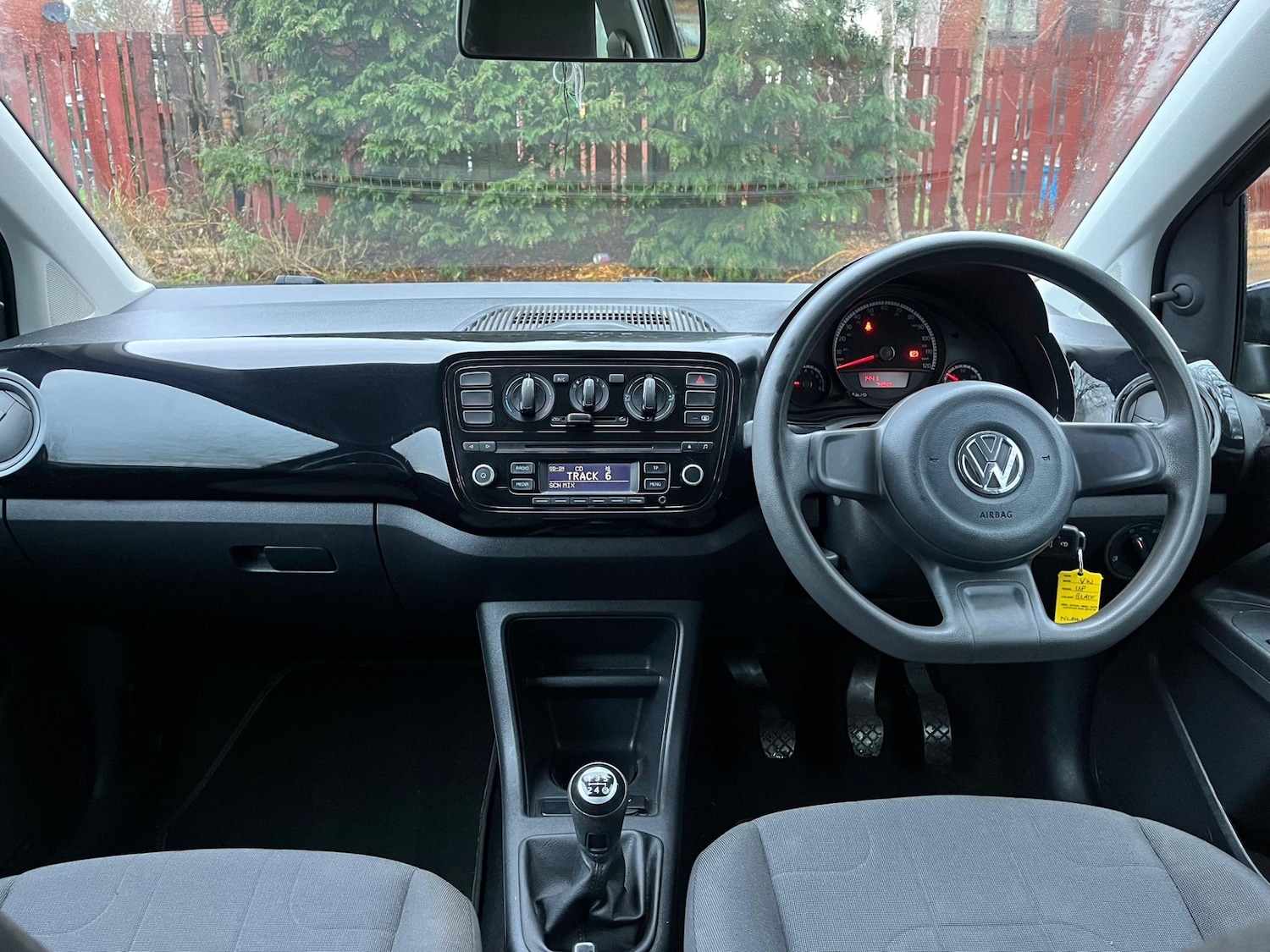 Used Volkswagen up! 2014 for sale - 76748693: Photo 21