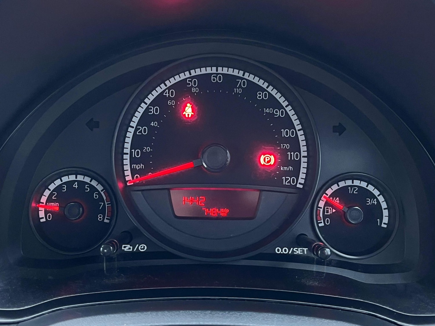 Used Volkswagen up! 2014 for sale - 76748693: Photo 27