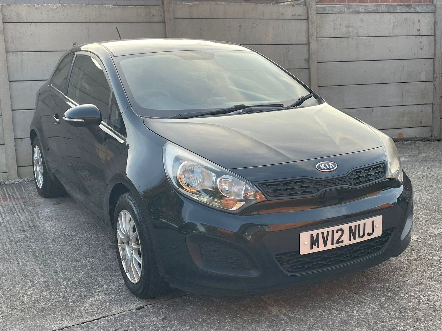Used Kia Rio 2012 for sale - 76329613: Photo 2