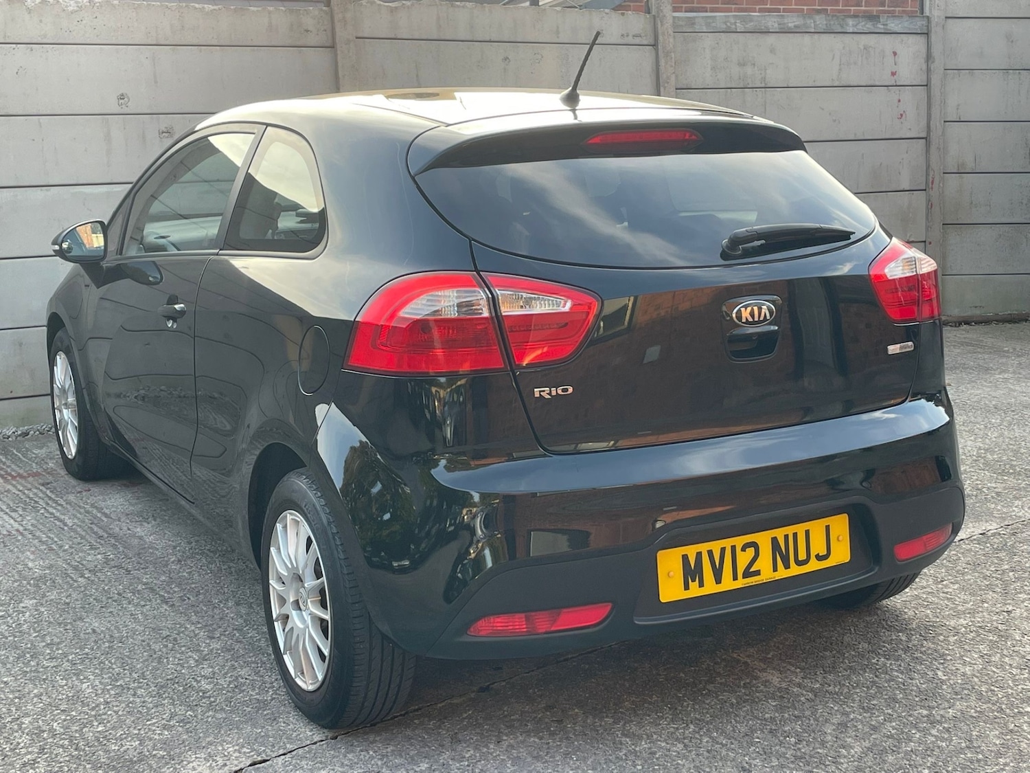 Used Kia Rio 2012 for sale - 76329613: Photo 6