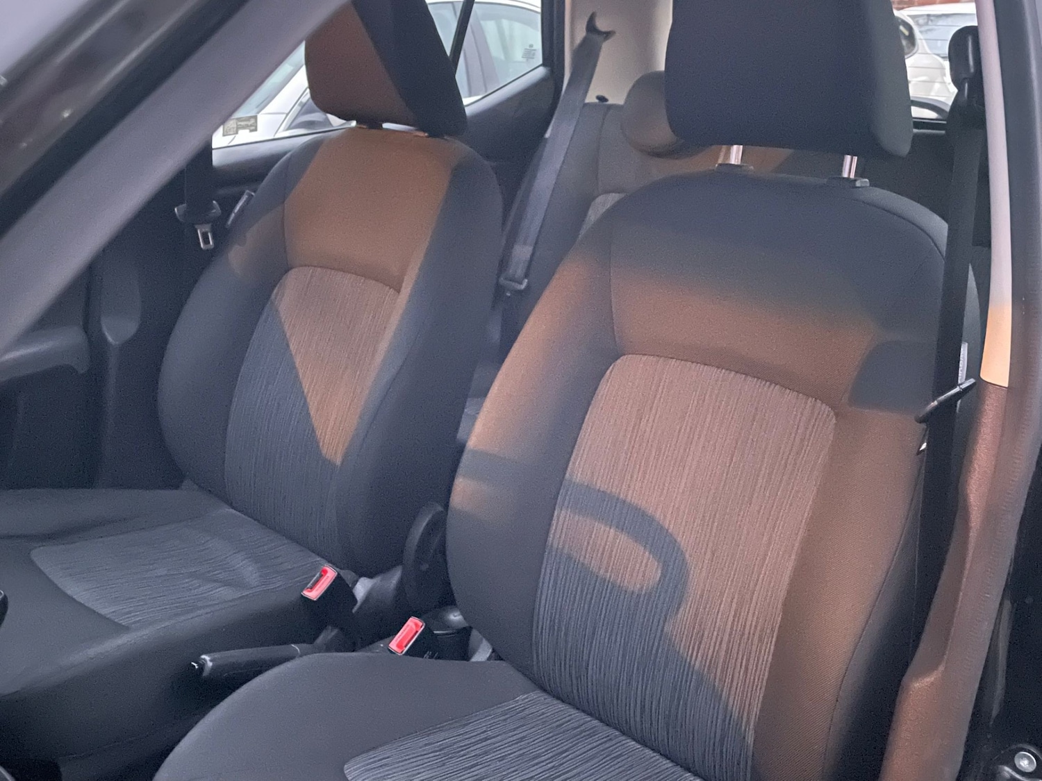 Used Hyundai i10 2013 for sale - 76534155: Photo 16