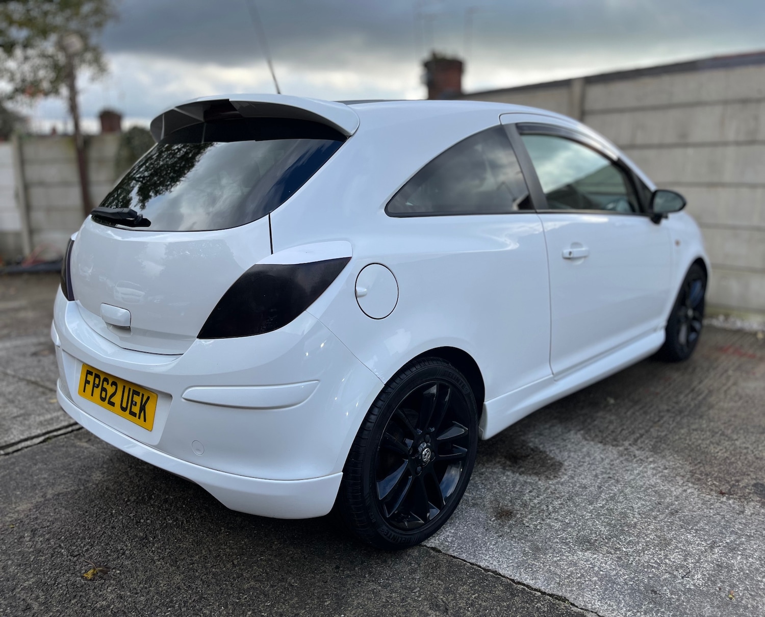 Used Vauxhall Corsa 2012 for sale - 76355359: Photo 8