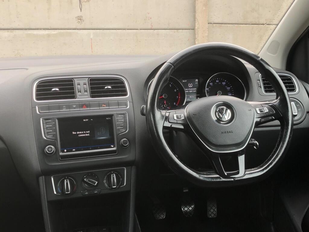 Used Volkswagen Polo 2017 for sale - 76361544: Photo 18