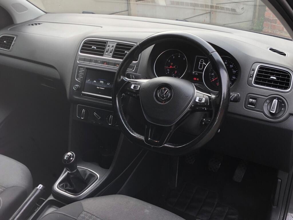 Used Volkswagen Polo 2017 for sale - 76361544: Photo 37