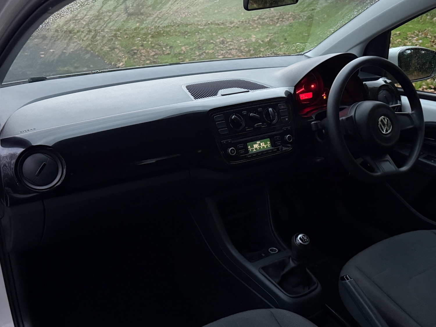 Used Volkswagen up! 2015 for sale - 76518109: Photo 33