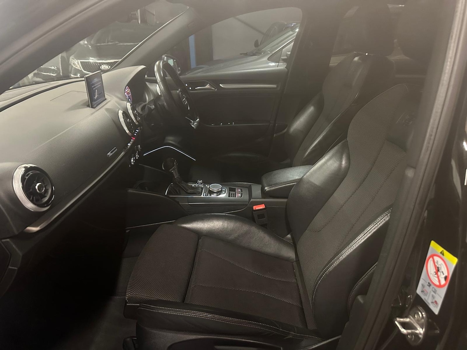 Used Audi A3 2018 for sale - 76976902: Photo 10