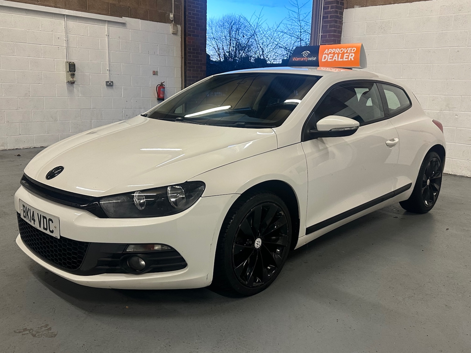 Used Volkswagen Scirocco 2014 for sale - 77340306: Photo 3