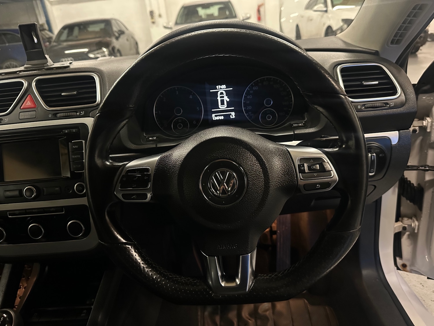 Used Volkswagen Scirocco 2014 for sale - 77340306: Photo 5