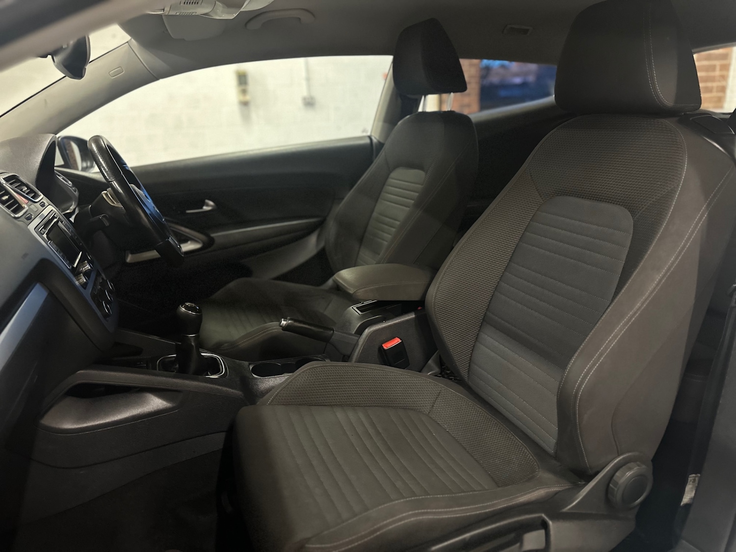 Used Volkswagen Scirocco 2014 for sale - 77340306: Photo 9