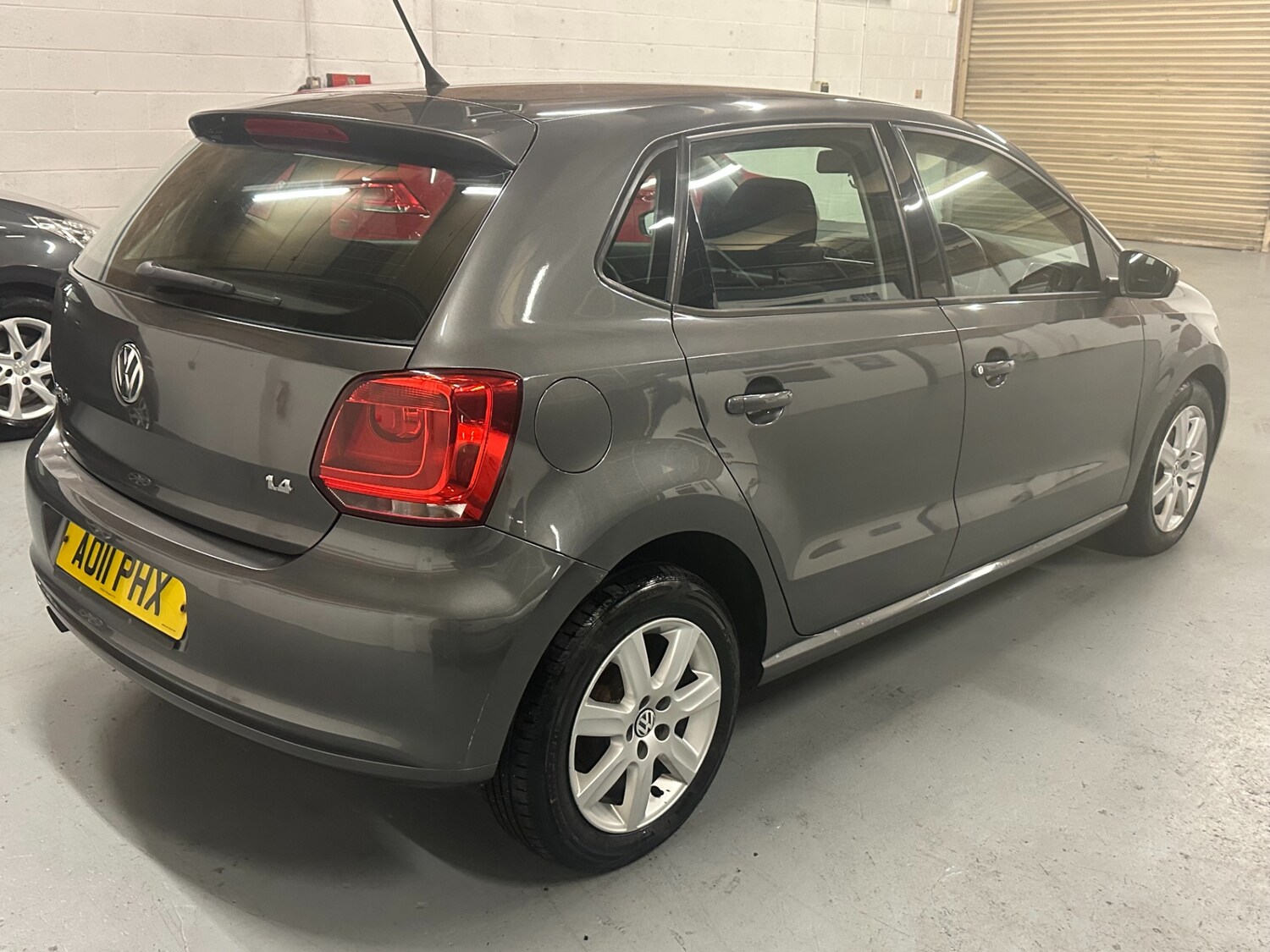 Used Volkswagen Polo 2011 for sale - 76907771: Photo 16