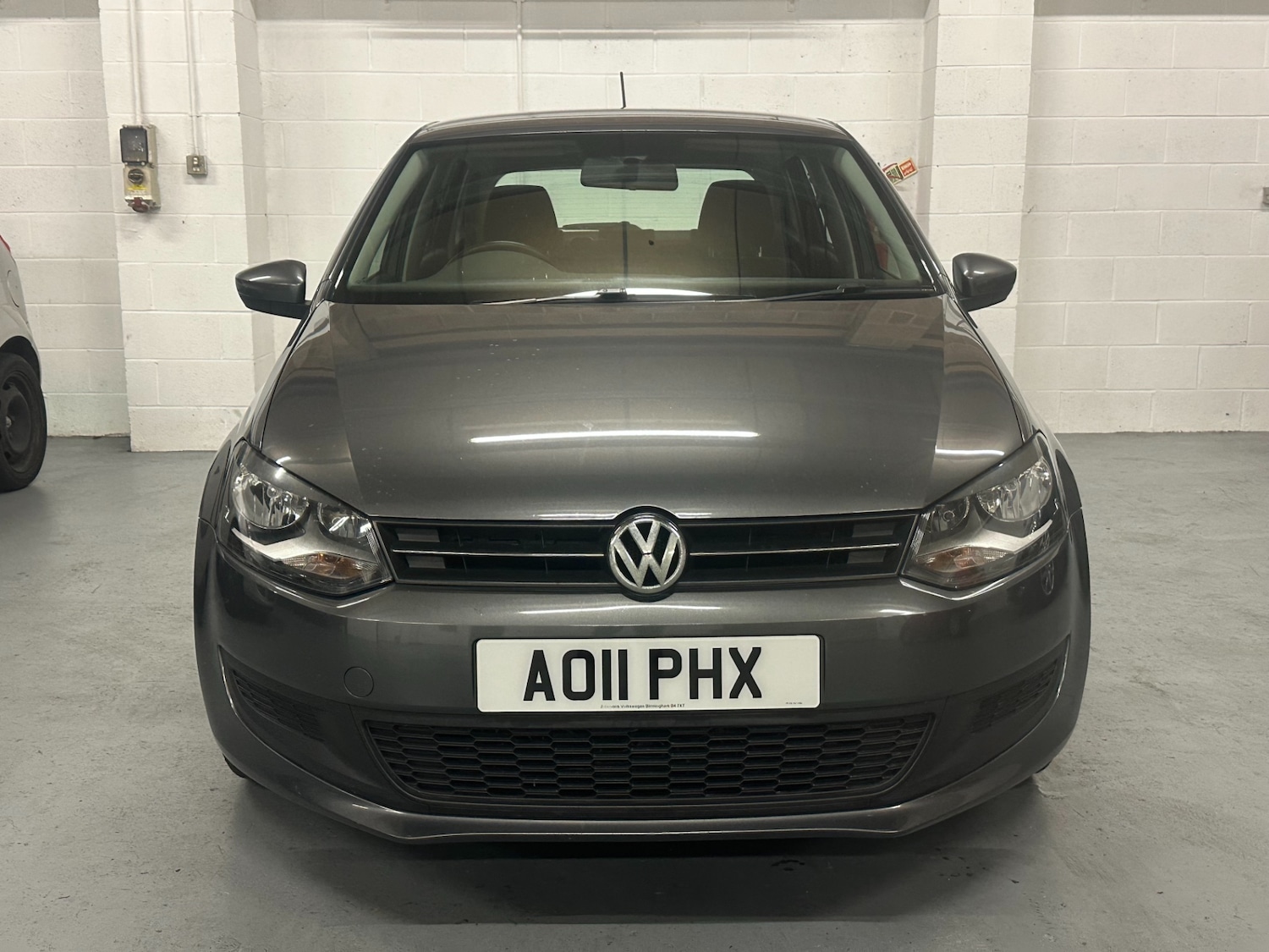 Used Volkswagen Polo 2011 for sale - 76907771: Photo 2
