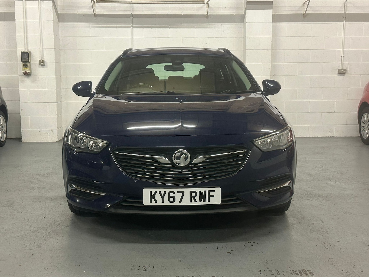 Used Vauxhall Insignia 2017 for sale - 76975164: Photo 3