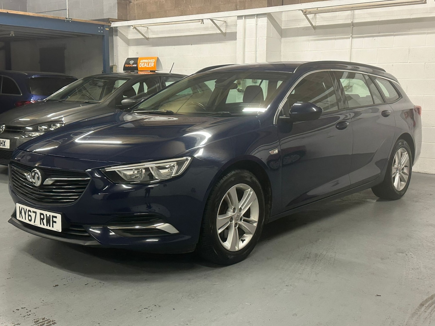 Used Vauxhall Insignia 2017 for sale - 76975164: Photo 4