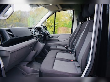 Used Volkswagen Crafter 2024 for sale - 76689324: Photo