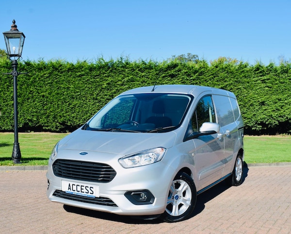 Used Ford Transit Courier 2022 for sale - 76200991: Photo 1