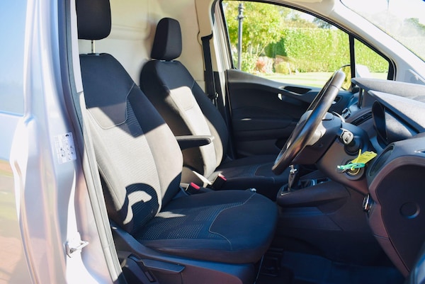 Used Ford Transit Courier 2022 for sale - 76200991: Photo 8
