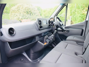 Used Mercedes-Benz Sprinter 2023 for sale - 78528677: Photo