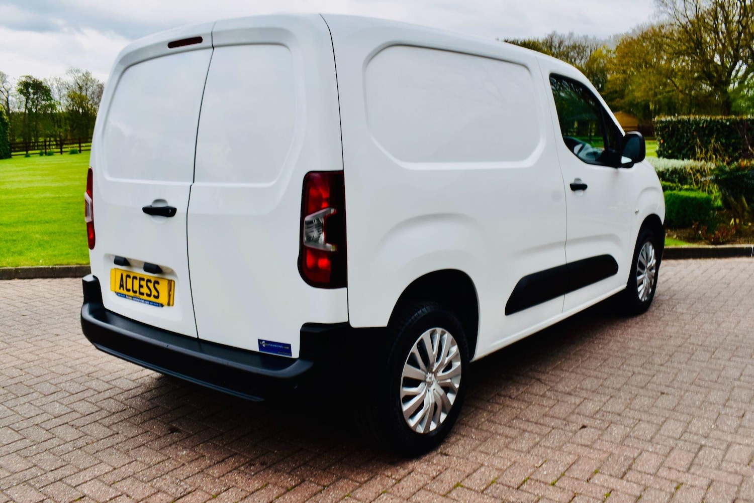 Used Peugeot Partner 2022 for sale - 78128151: Photo 9