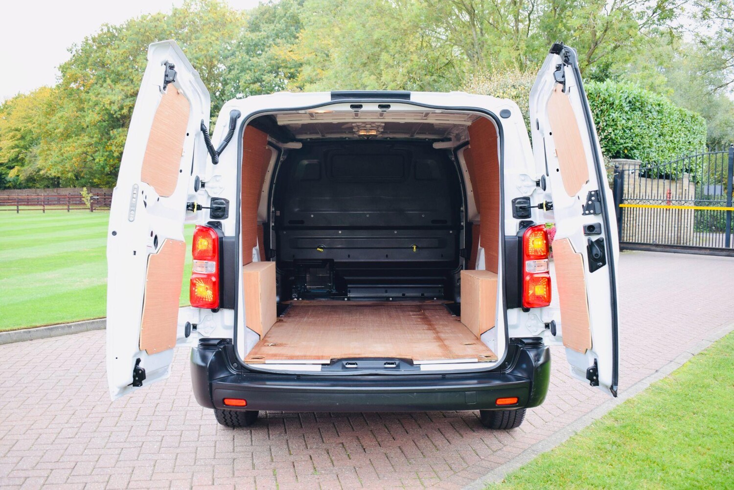 Used Citroen Dispatch 2022 for sale - 76238859: Photo 6