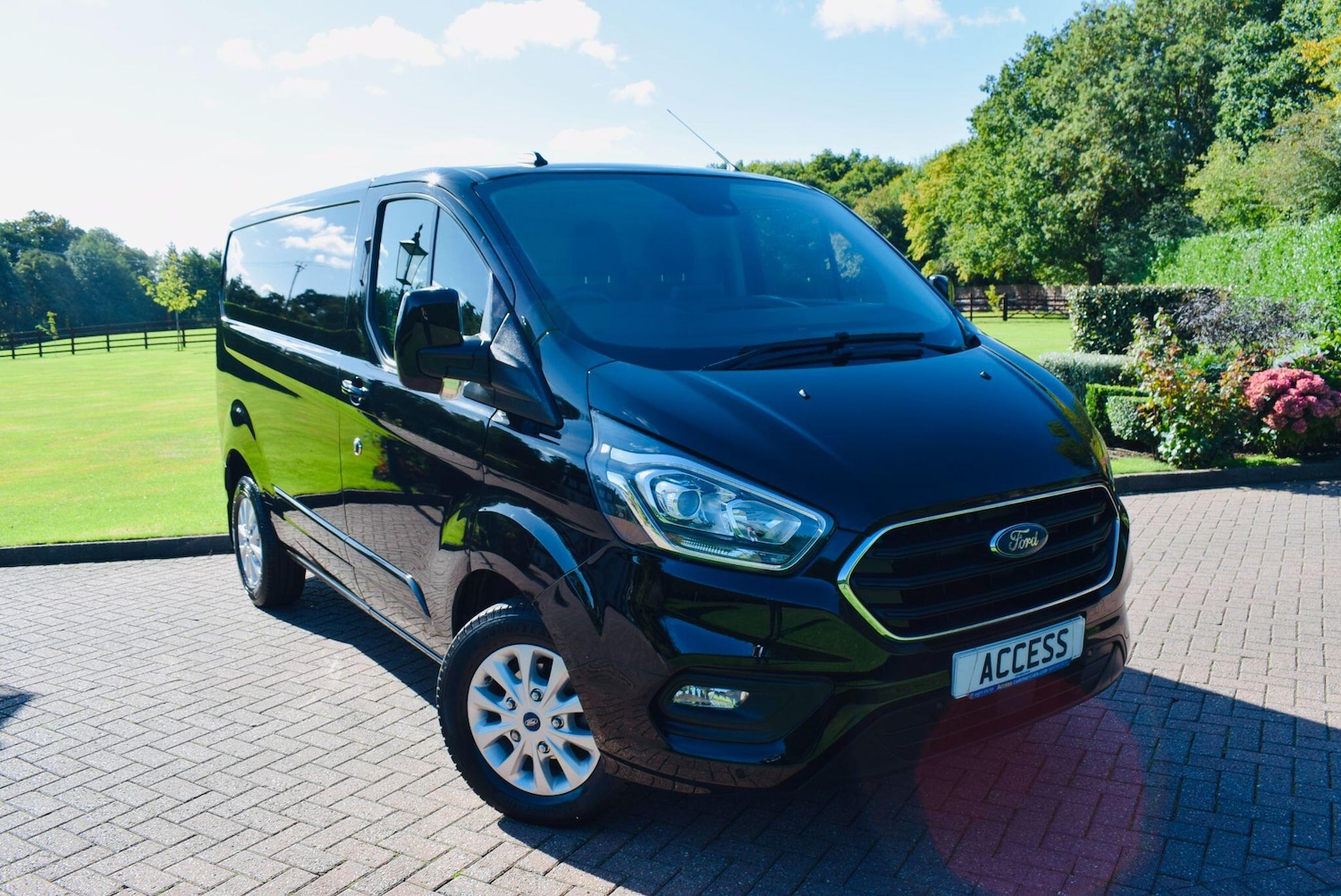 Used Ford Transit Custom 2023 for sale - 76987920: Photo 10