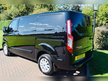 Used Ford Transit Custom 2023 for sale - 76987920: Photo