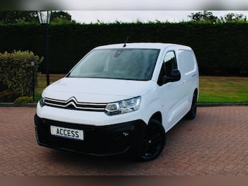 Used Citroen Berlingo 2023 for sale - 79820253: Photo