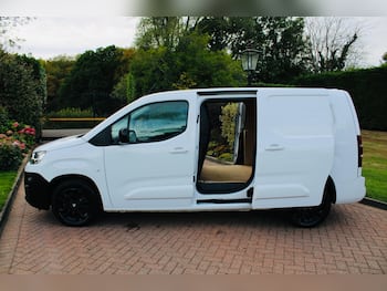 Used Citroen Berlingo 2023 for sale - 79820253: Photo