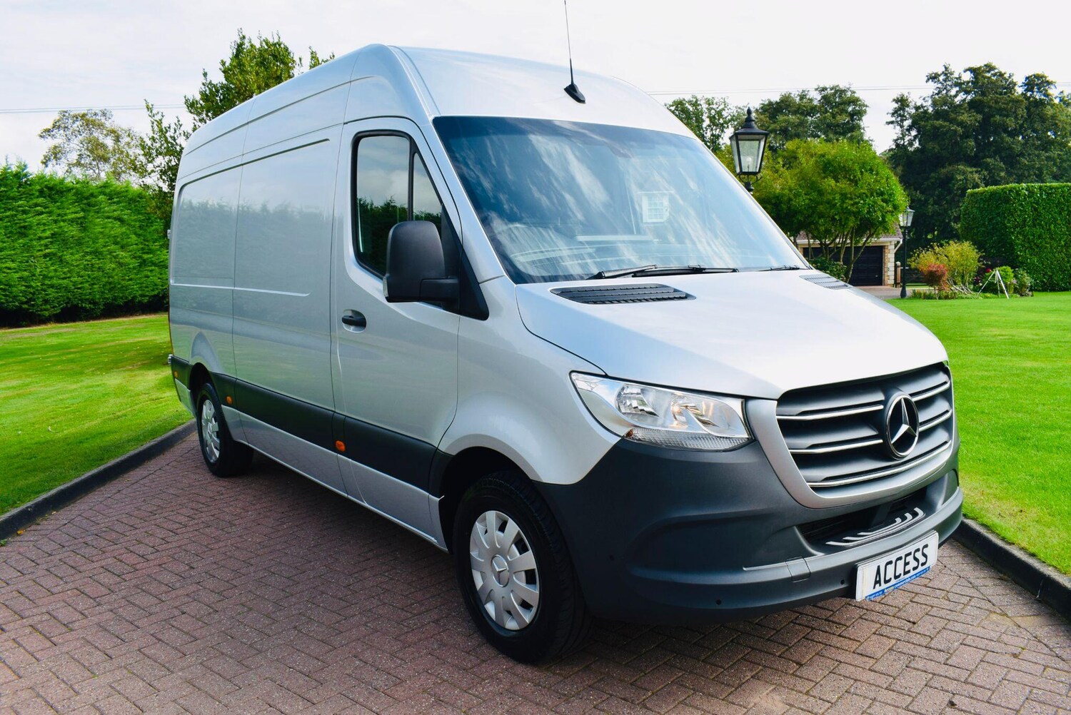 Used Mercedes-Benz Sprinter 2023 for sale - 76020387: Photo 10